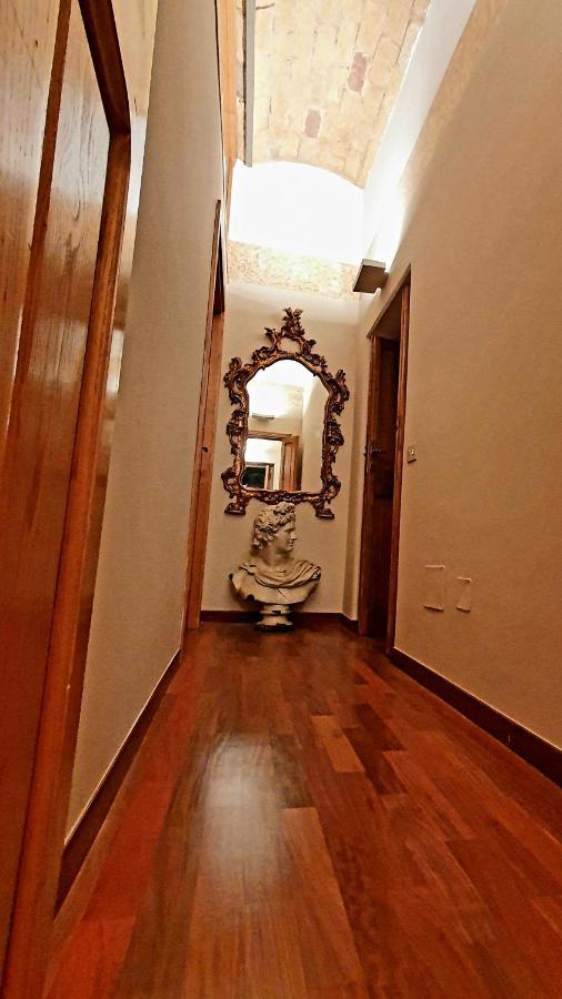 1878S By Aat- Luxury Historic House Piazza Di Spagna Rome Exterior photo